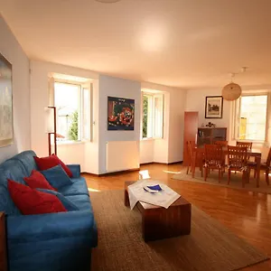 Casa Milla Apartment